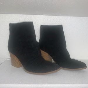 Black heeled booties